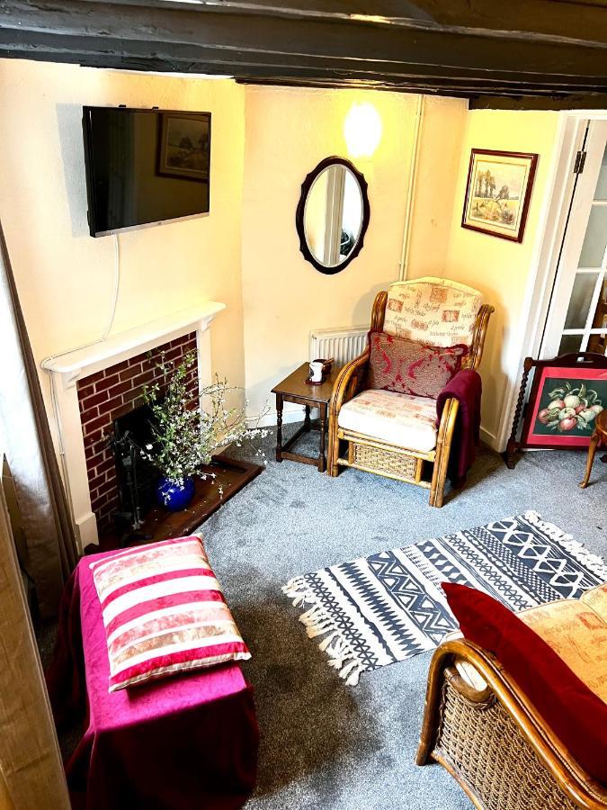 4 St Richard'S Cottages Fittleworth 外观 照片